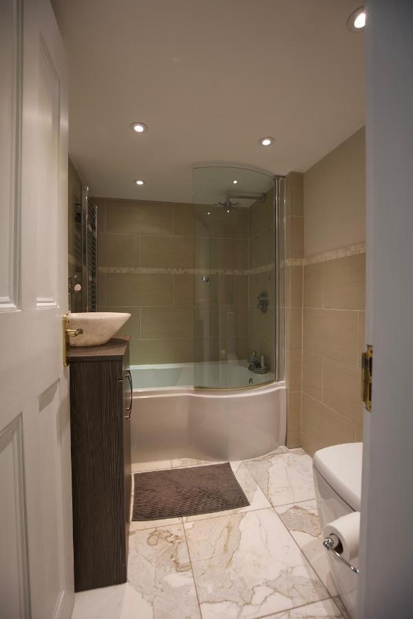 Large 2 Beds Flat Overlooking Clapham Common Park Londres Exterior foto