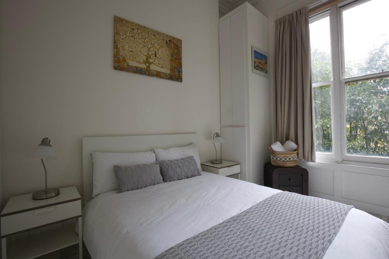 Large 2 Beds Flat Overlooking Clapham Common Park Londres Exterior foto