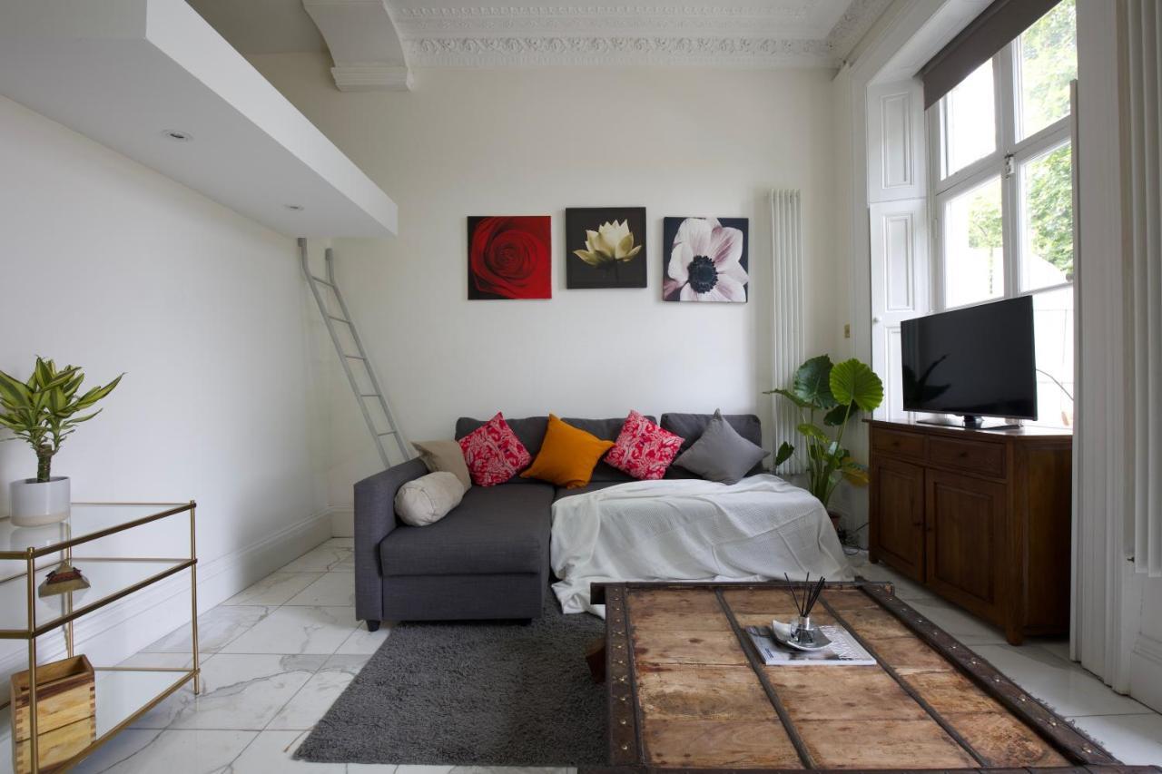 Large 2 Beds Flat Overlooking Clapham Common Park Londres Exterior foto
